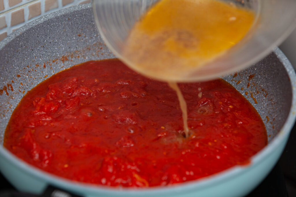 Paccheri al sugo con scampi