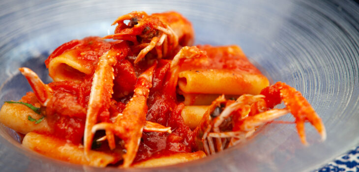 Paccheri al sugo con scampi